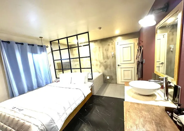 Hotel Yeonsan In *